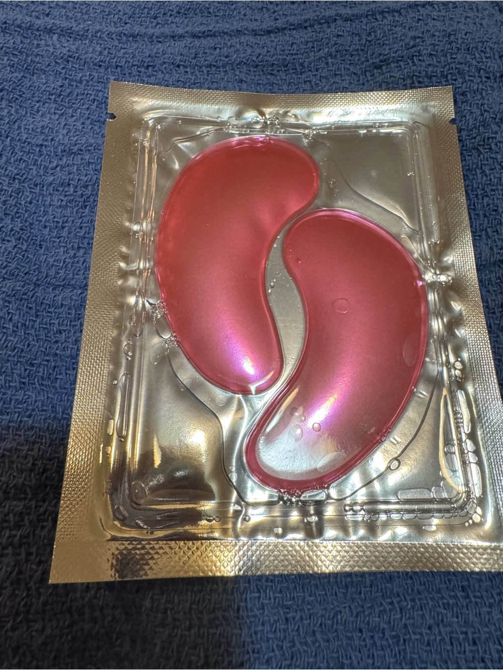 NEW Pink Bubble Travel Pouch w/Beauty Bundle - Picture 2 of 11